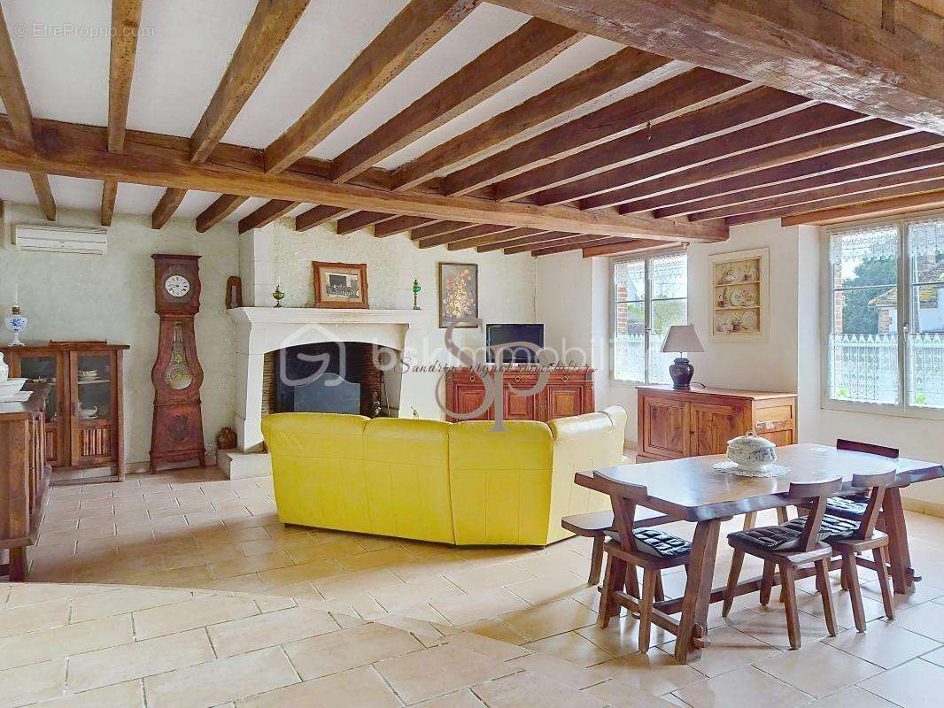Maison à PAILLY