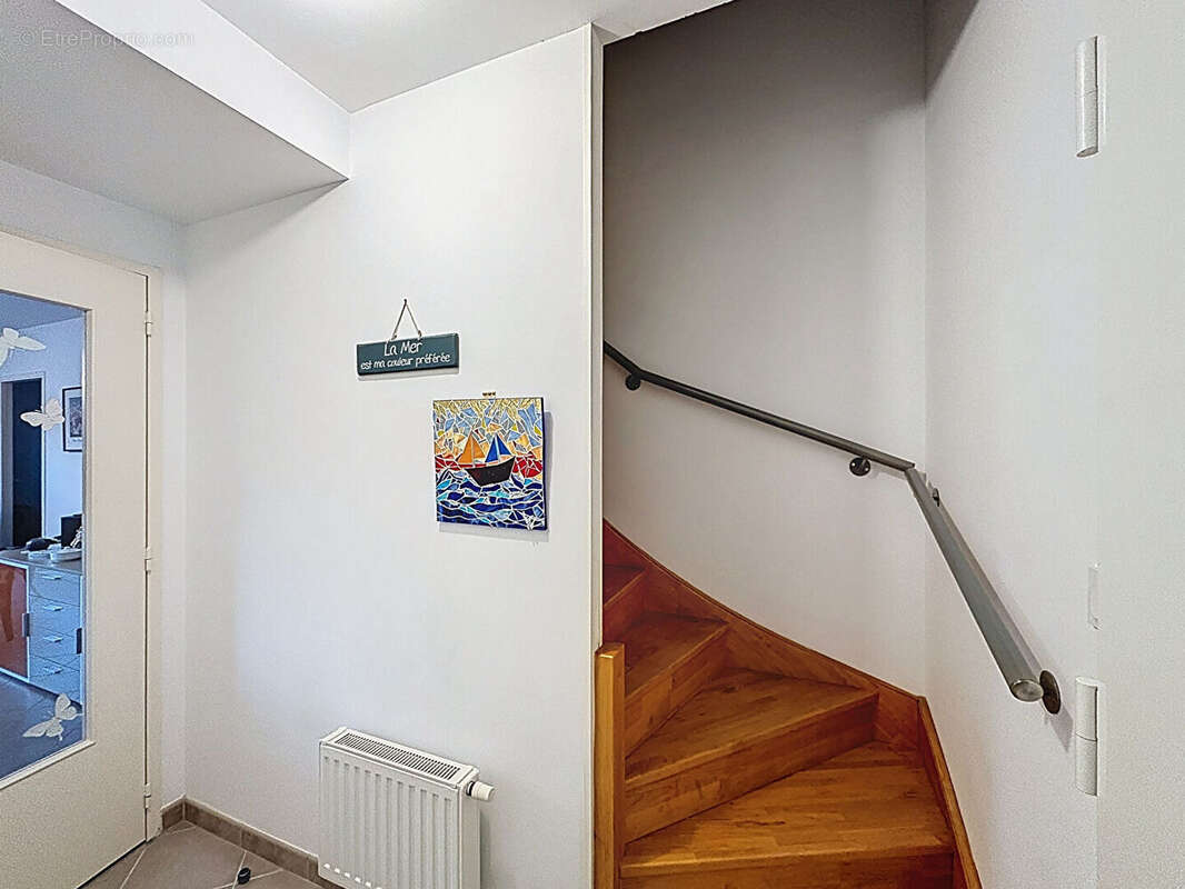 Maison à SAINT-JACQUES-DE-LA-LANDE