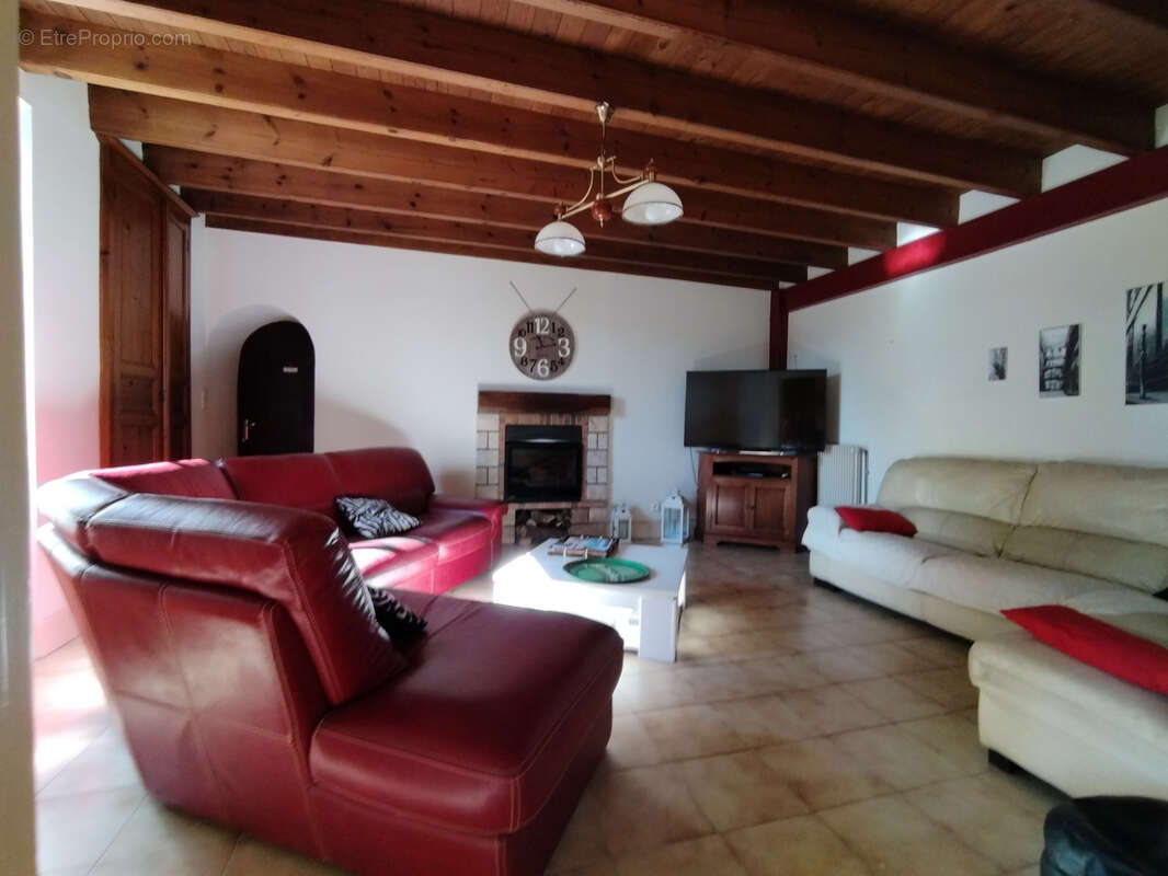 Maison à SIGOURNAIS