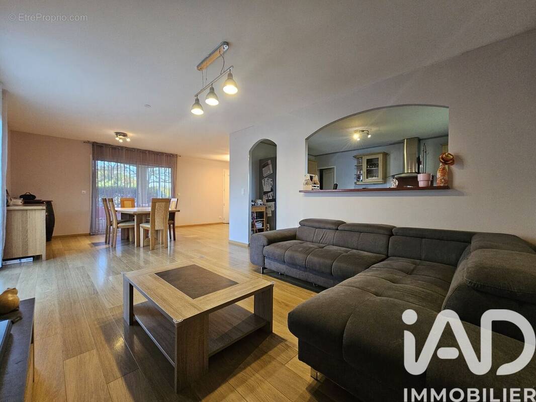 Photo 1 - Maison à CASTELSARRASIN