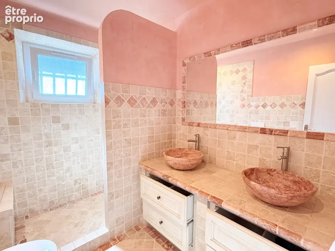 EXCLUSIVITE Proche Fayence villa de plain-pied en pierre Terrain 1175m2 Piscine - photo 12