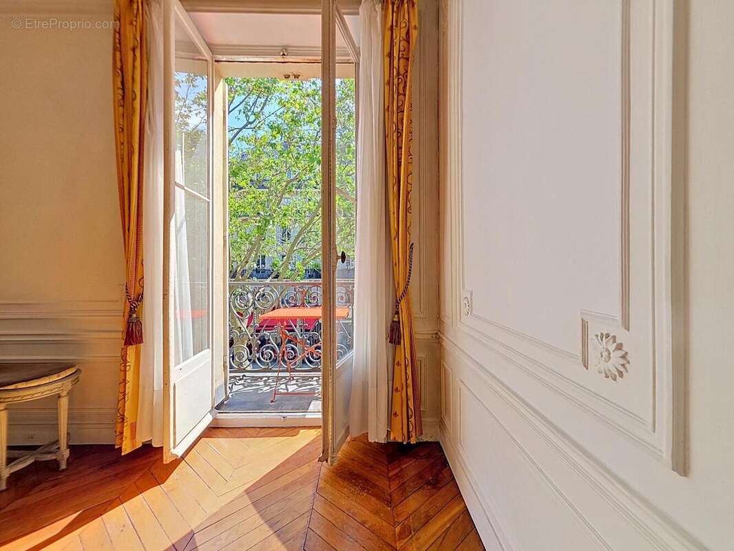 Photo 5 - Appartement à PARIS-10E