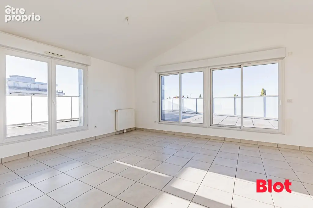 Appartement 4 pièces 91 m² à vendre à Nantes (44000) - photo 2