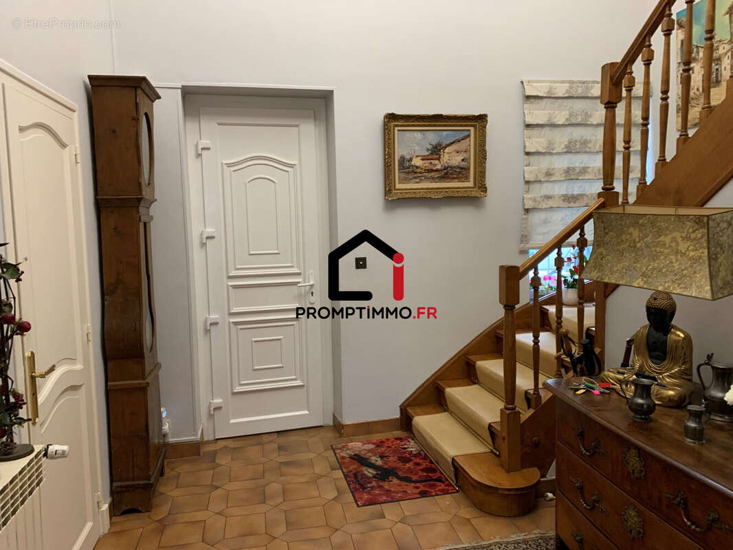 Maison à SAINTE-COLOMBE-SUR-GAND