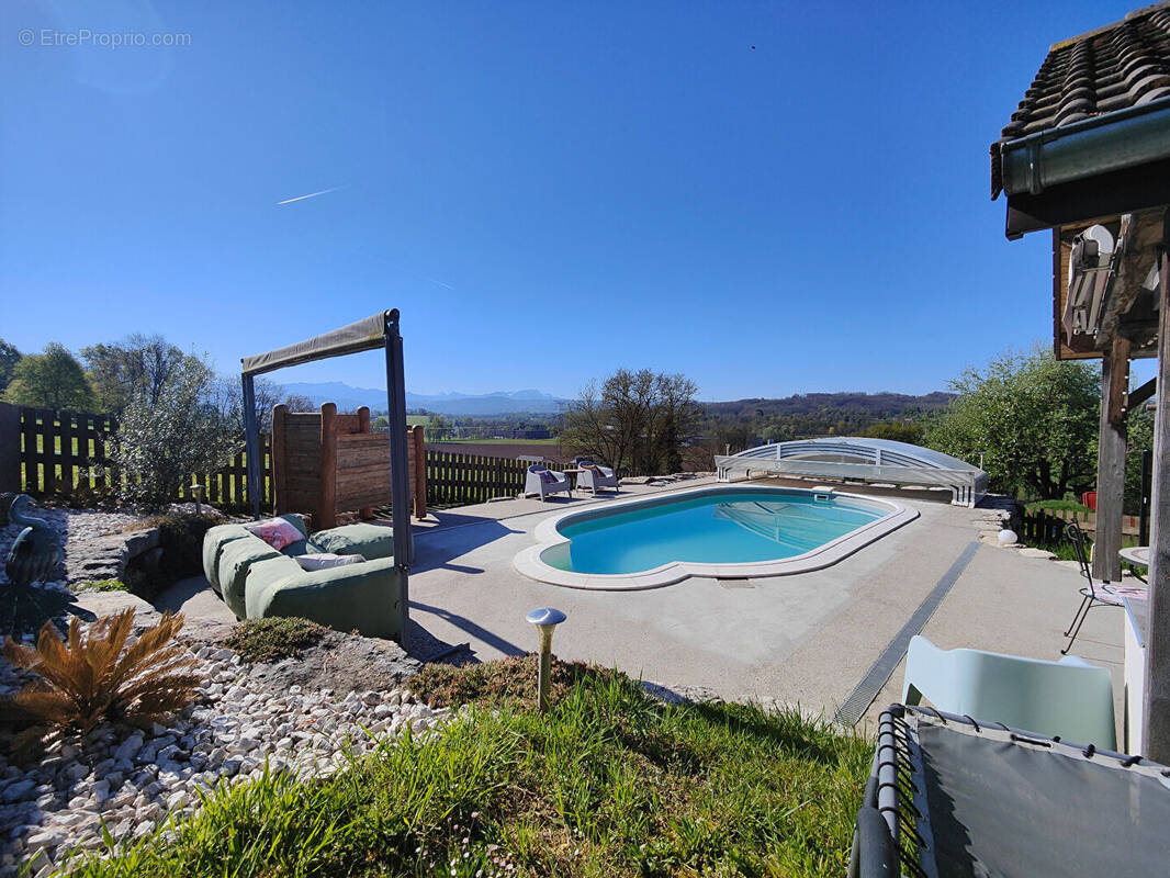 Maison à BELMONT-TRAMONET