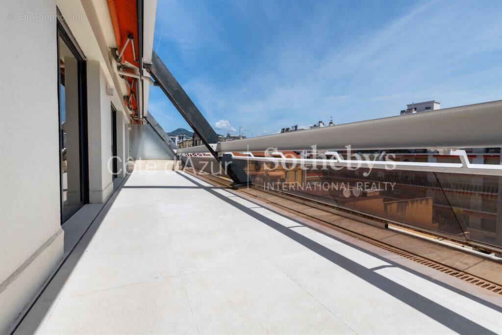 Appartement à NICE