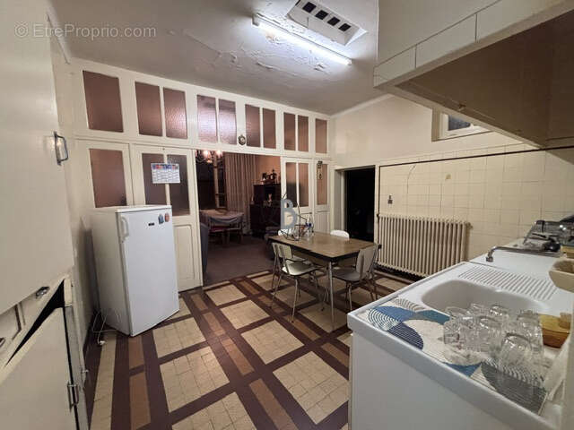 Maison avec hangar - 400 m2 - REQUISTA - photo 5