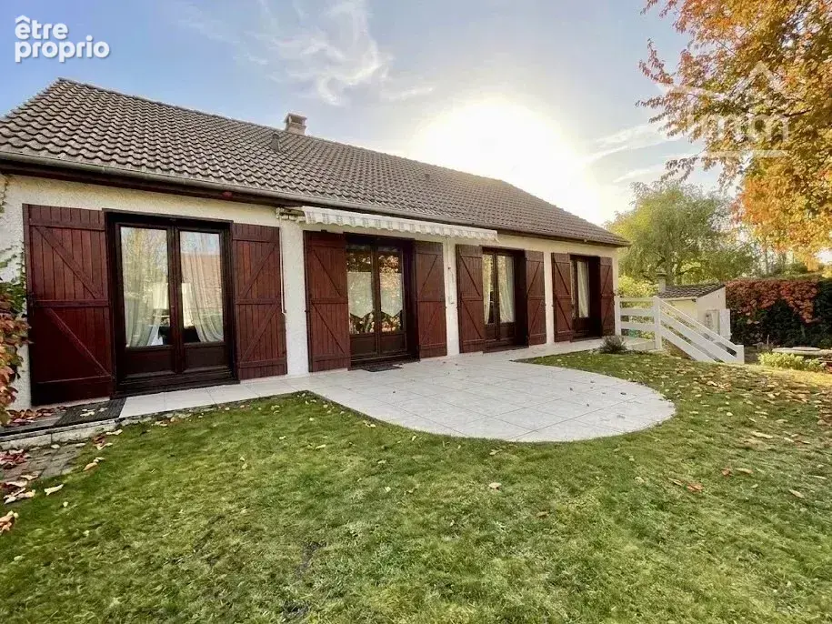 Emplacement privilégié pour cette maison de plain-pied avec jardin et sous-sol total - photo 17