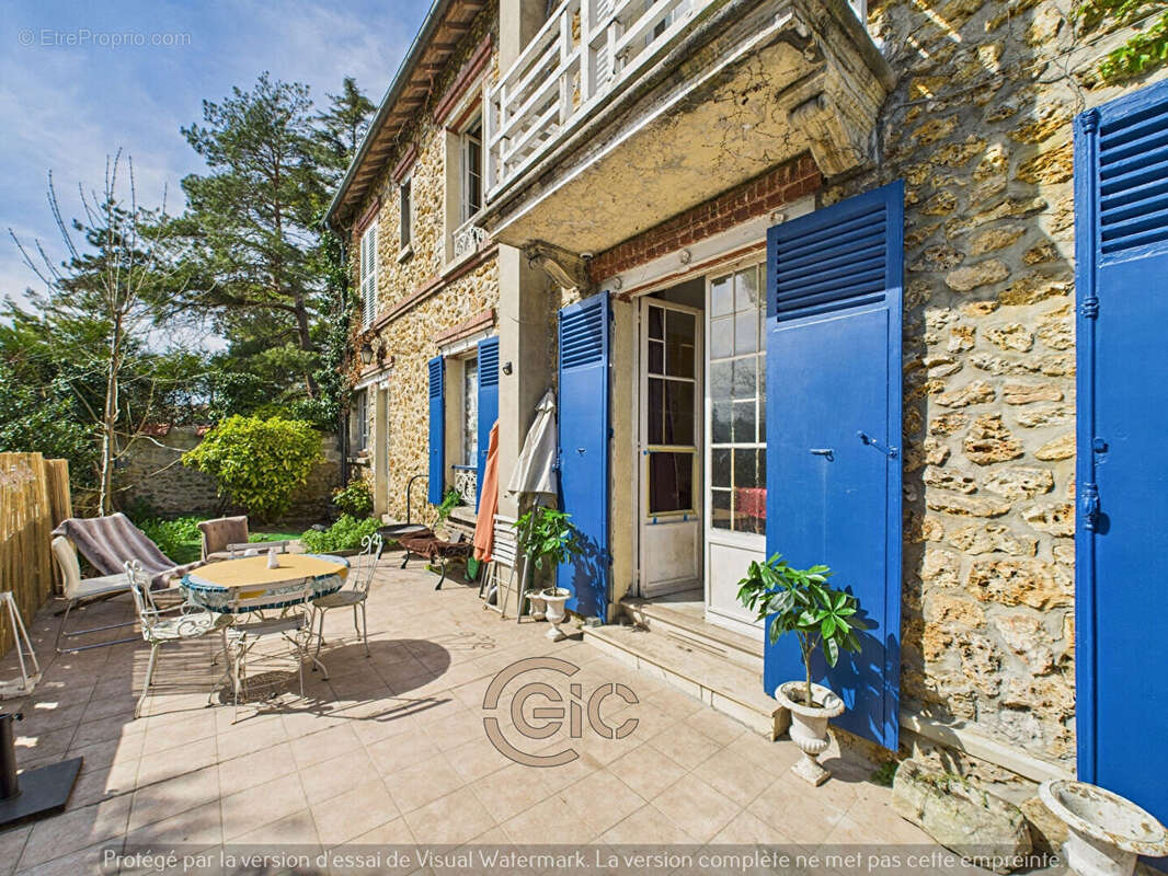 Maison à SAINT-GERMAIN-EN-LAYE