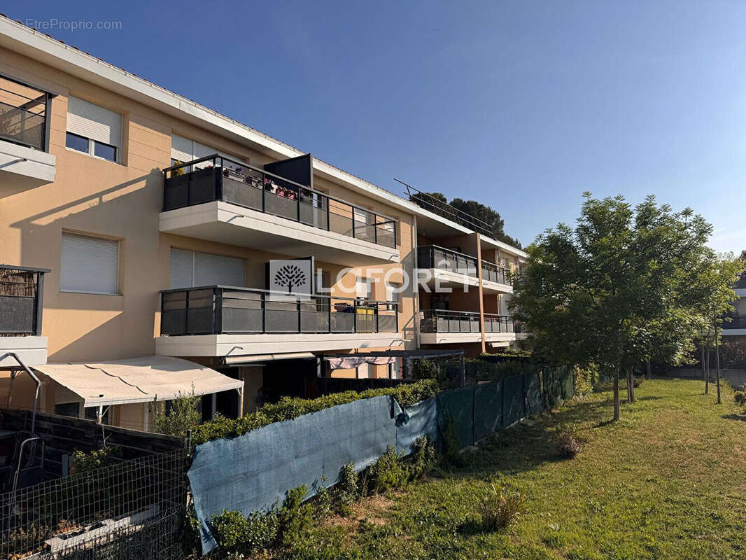 Appartement à ROUSSET
