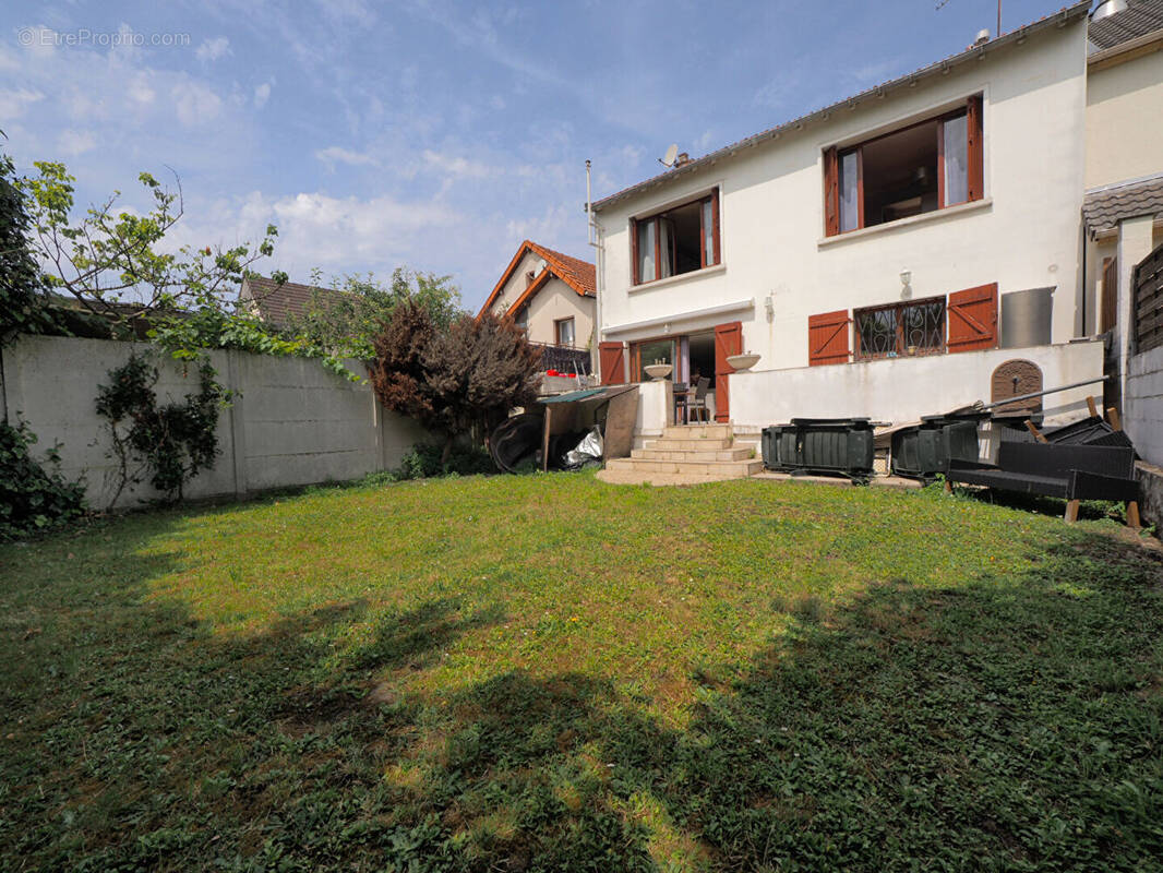 Maison à ROMAINVILLE