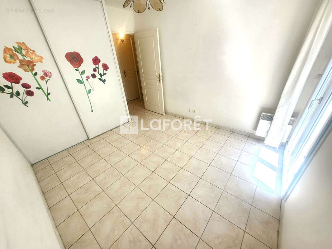 Appartement La Seyne Sur Mer 4 pièce(s) 95 m2 - photo 6