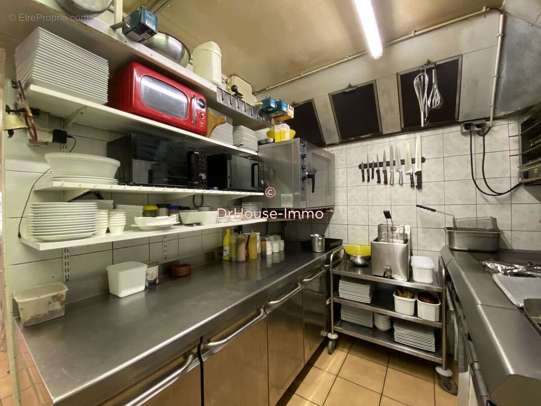 Commerce à LE GRAU-DU-ROI