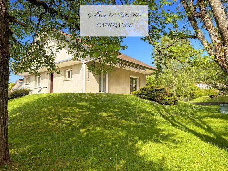 Groissiat (01) - maison spacieuse 6 pièces – 163 m² – terrain 1763 m² - photo 3