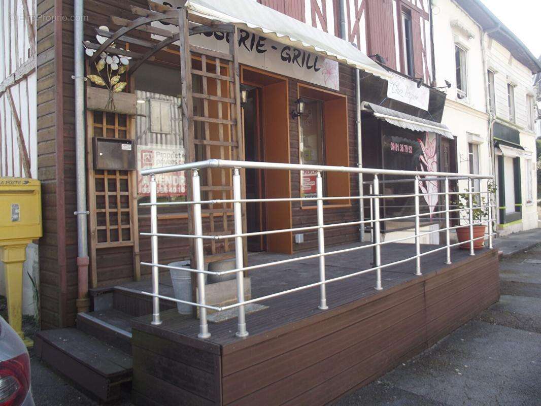 Immeuble fond de commerce - photo 10