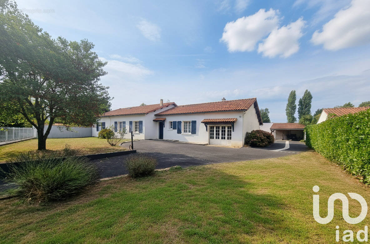 Photo 1 - Maison à AIGONNAY