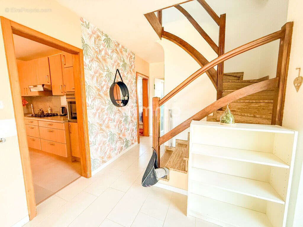 Belle Maison de 175m2 – Clé en Main – 6 Chambres - photo 3