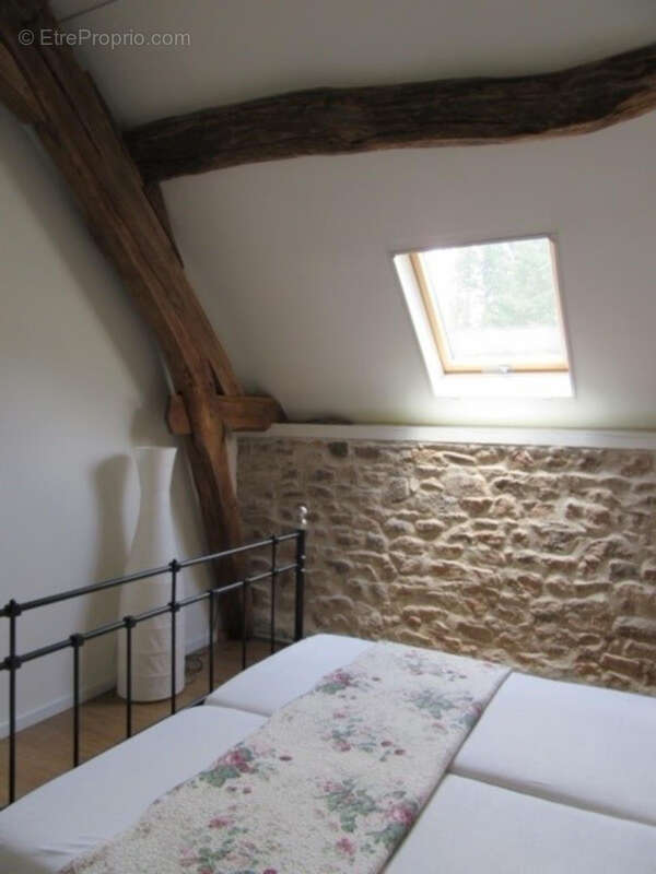 Maison à CHAROLLES