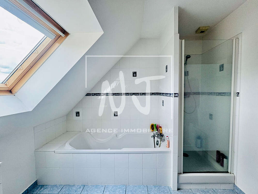 Maison à JUIGNE-SUR-LOIRE