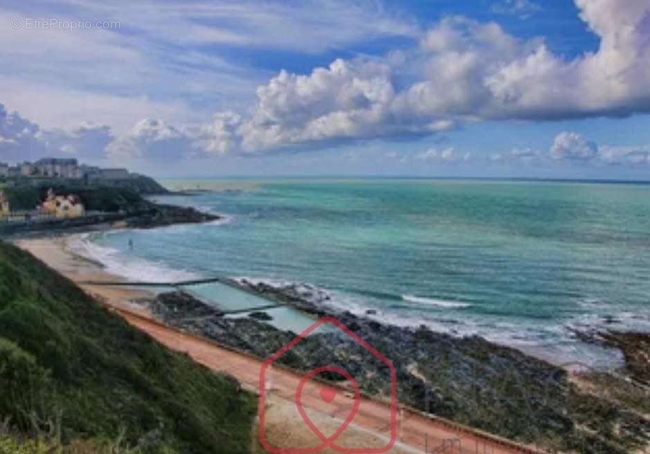 Commerce à SAINT-MALO