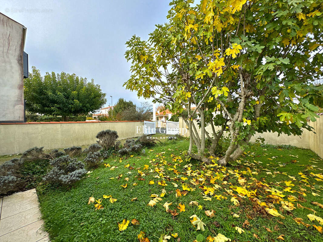 Maison à PORT-DES-BARQUES