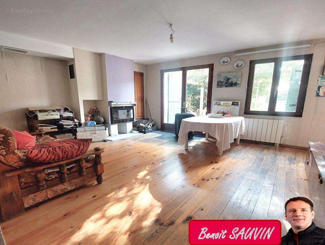 Appartement à MARSEILLE-11E