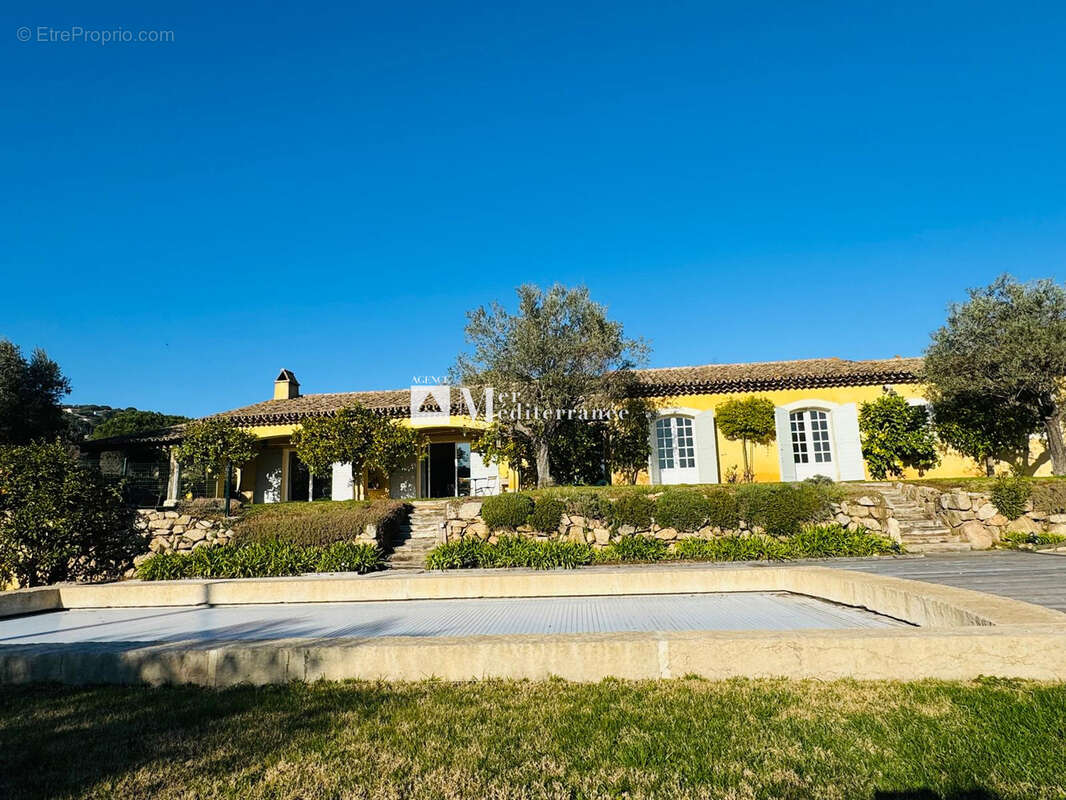 Maison à GRIMAUD