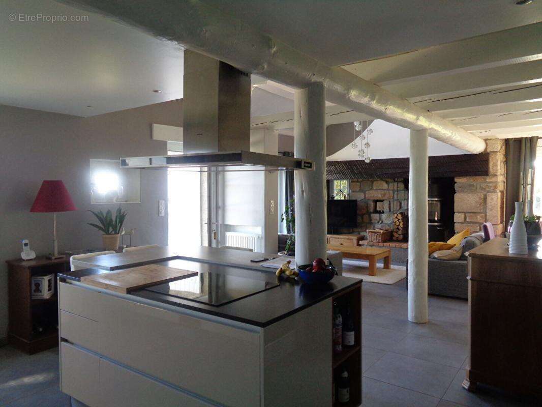 Maison à LE PERTUIS