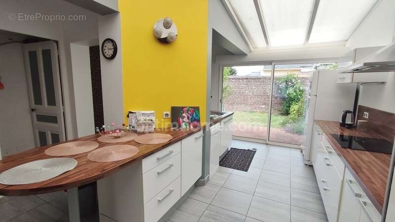 Maison à vendre 6 pièces SAINT-QUENTIN (02) - photo 2