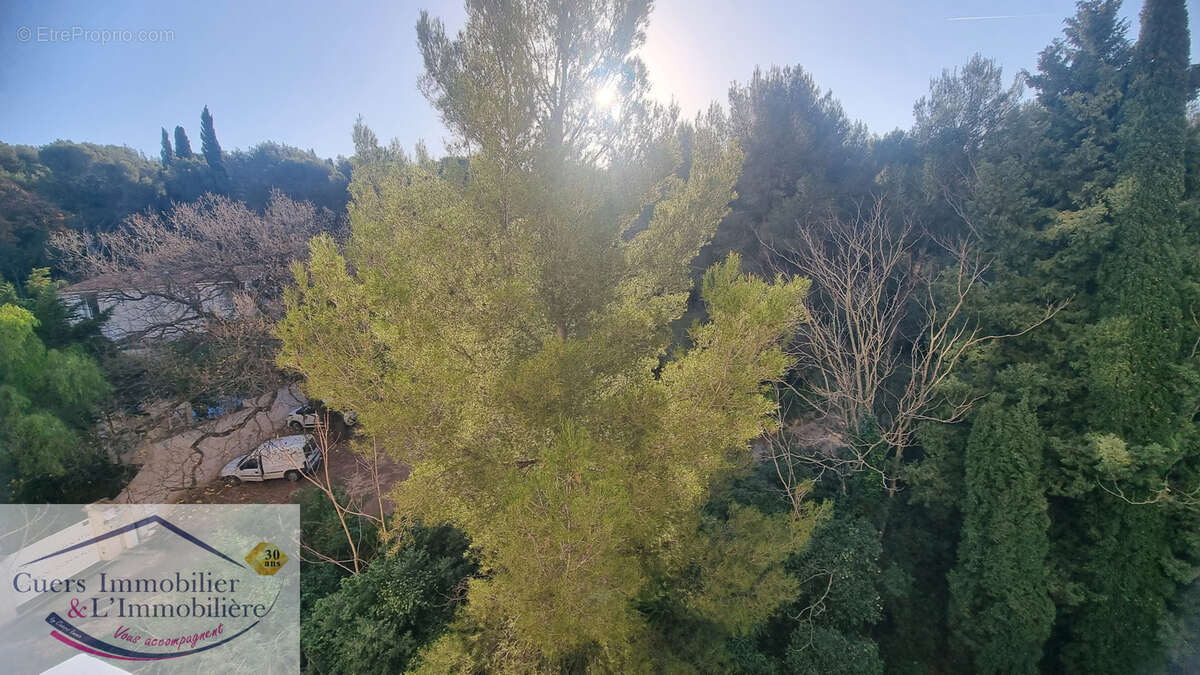 Appartement à LA VALETTE-DU-VAR