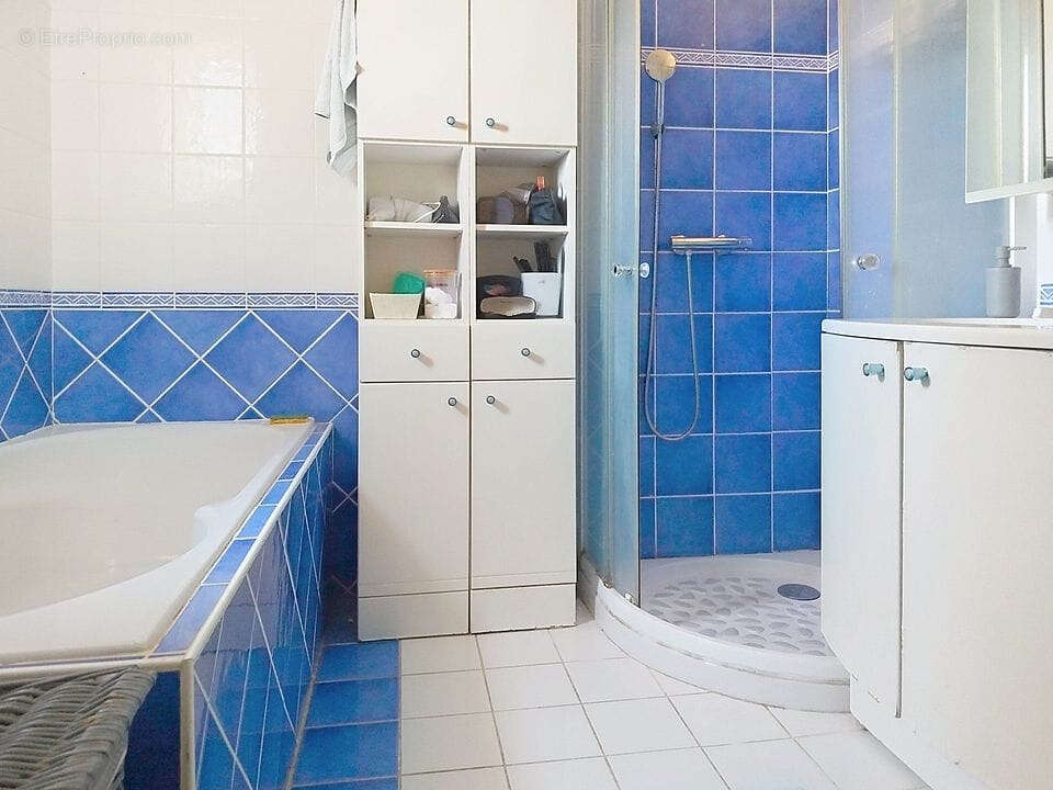 Maison à REGUSSE