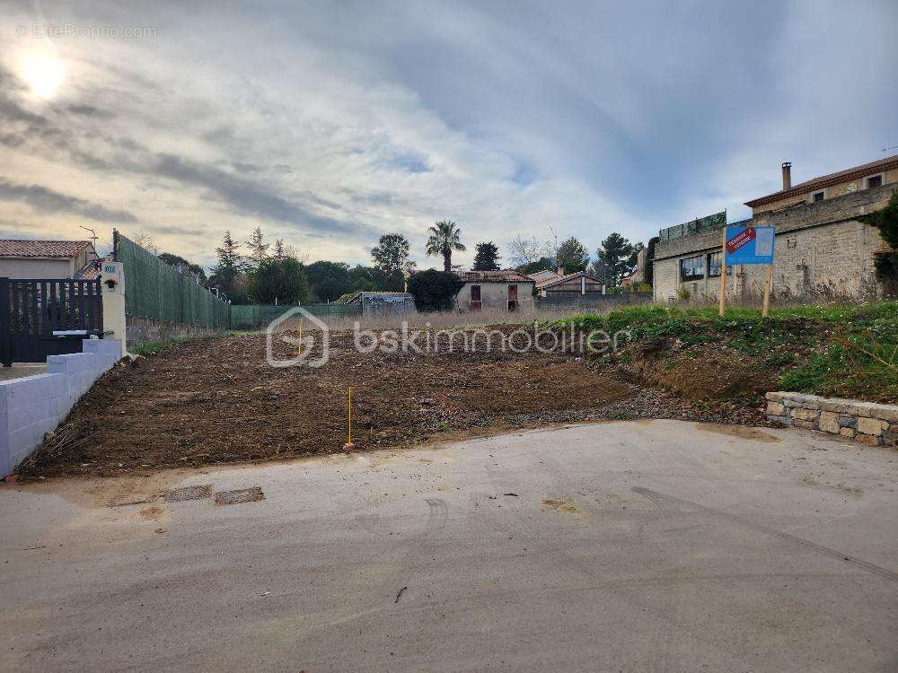 Terrain à SAUSSINES