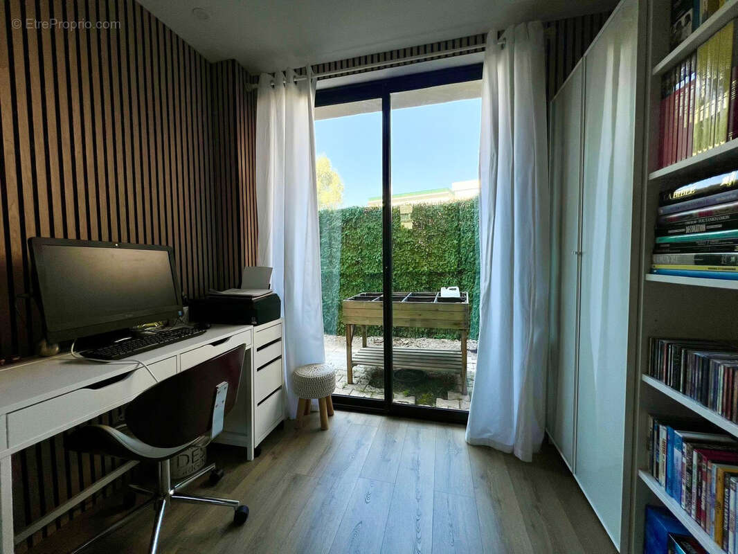 Appartement à LE CANNET