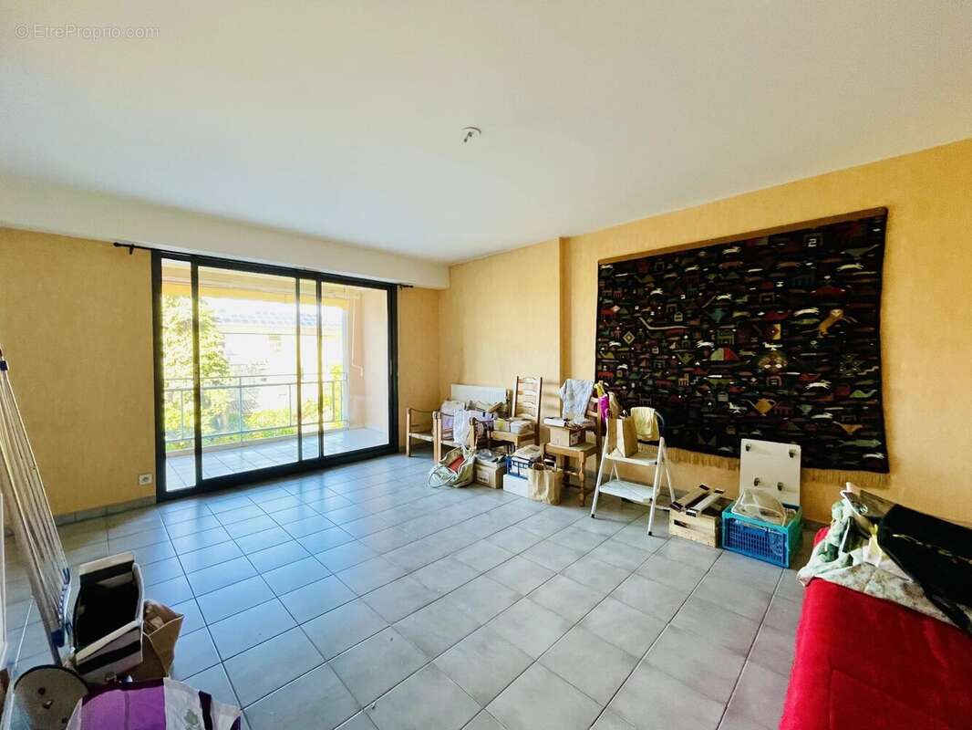 Appartement à NYONS