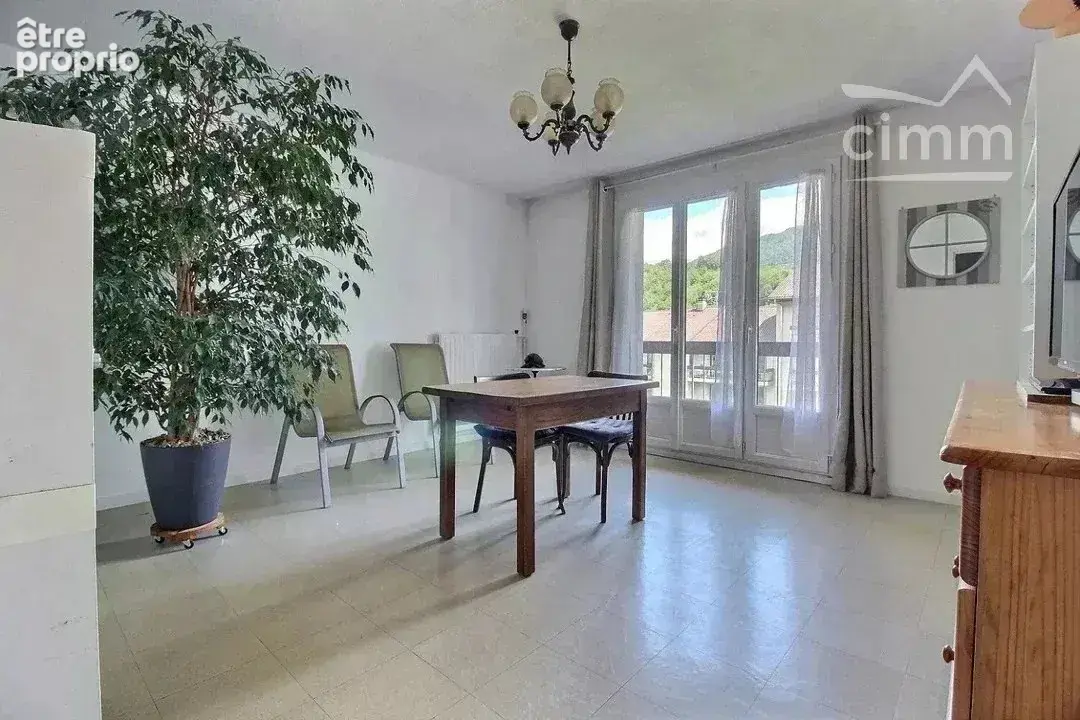 À vendre – pontcharra – appartement t4 box garage et cave - photo 5