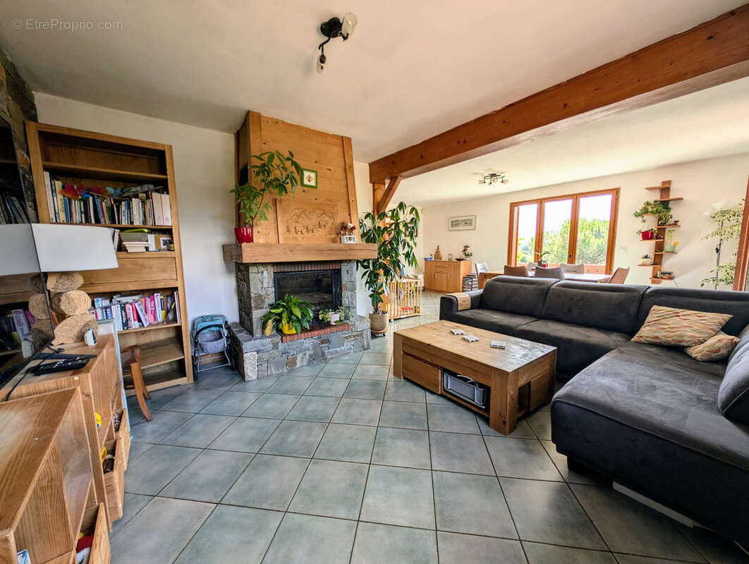 Maison à GROISY