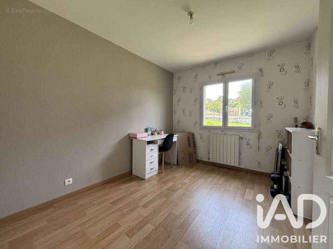 Maison 90 m² à Lagor  - photo 9