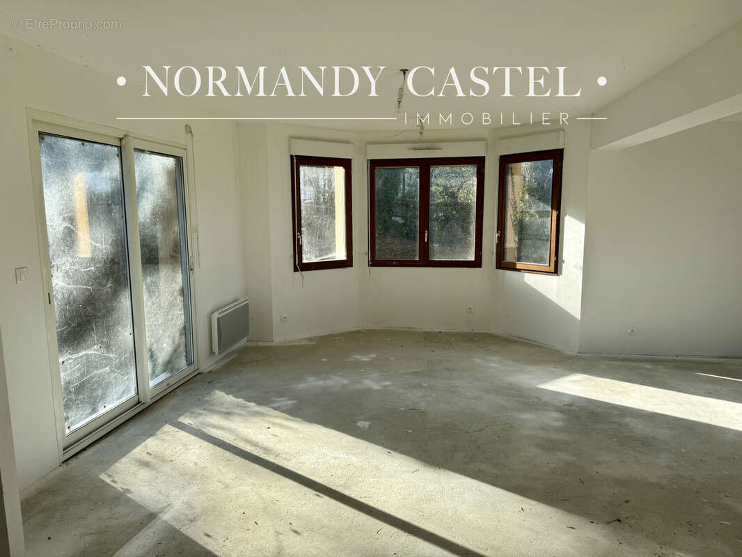 Maison à VILLERVILLE