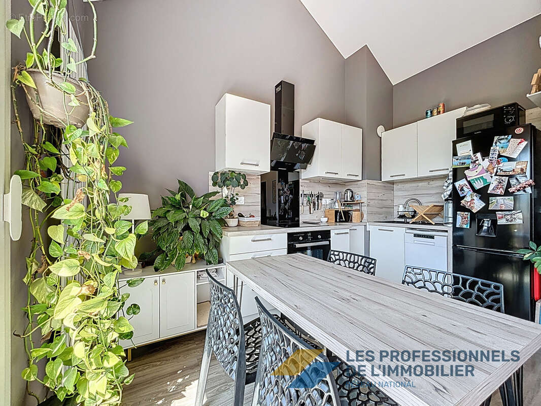 Appartement à JACOB-BELLECOMBETTE