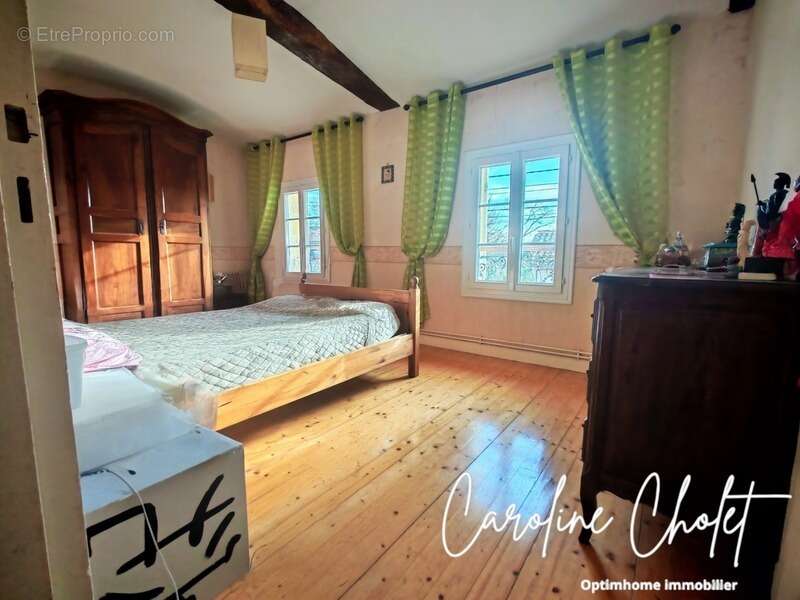 Maison à SAINT-EMILION