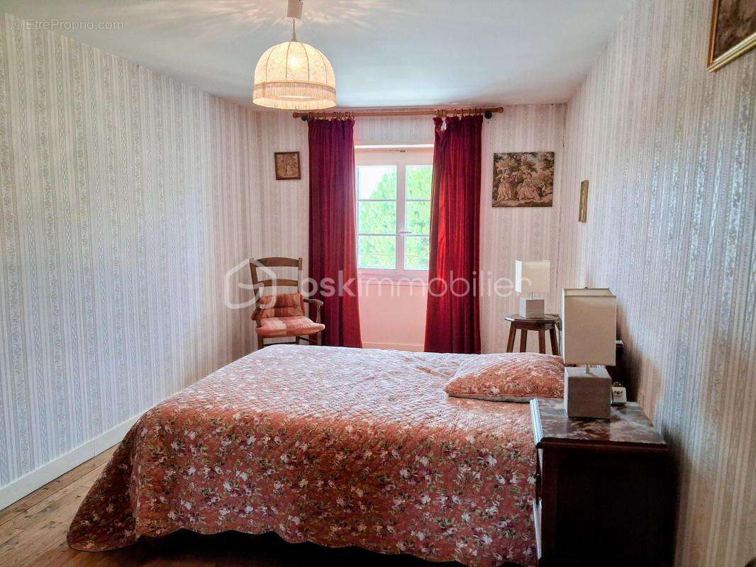 Exceptionnelle bastide du XVe siècle au cœur de la campagne tourangelle – Ancien logis seigneurial de l'Ardoise - photo 12