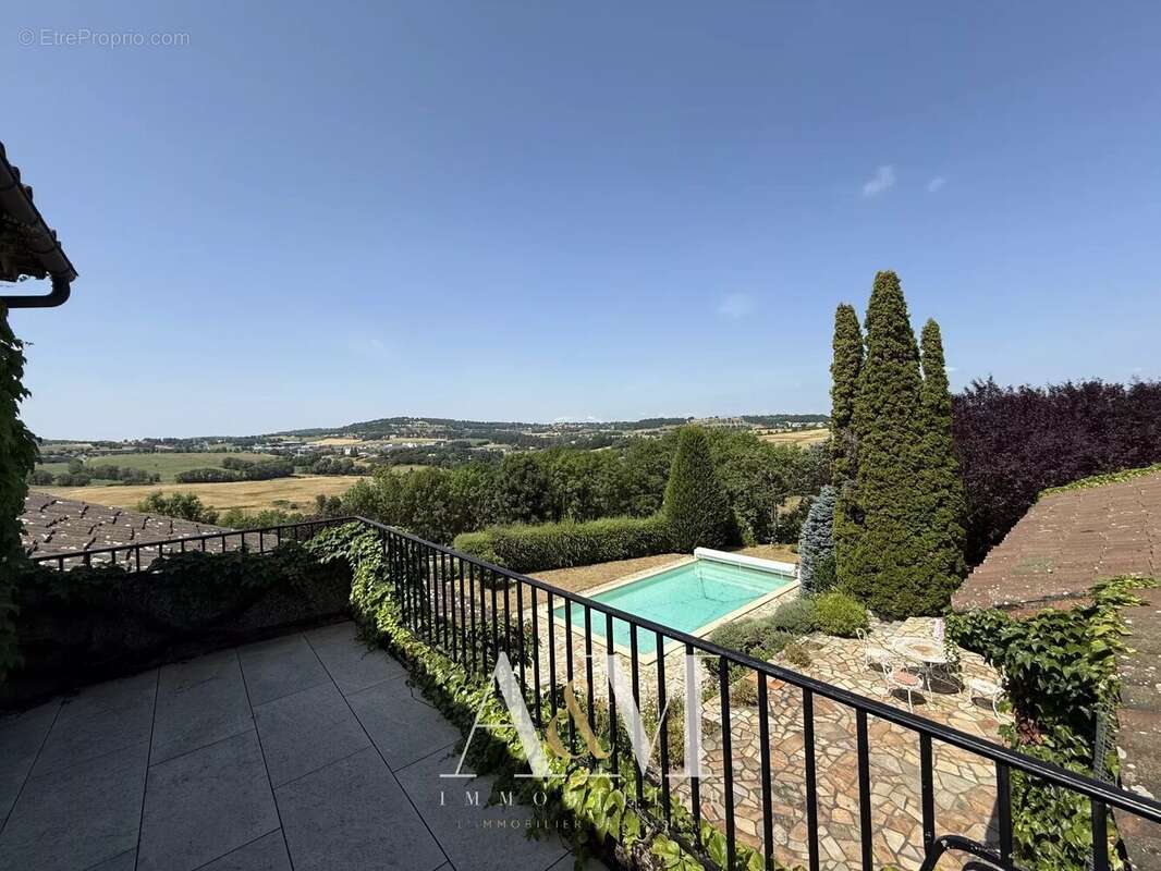 Villa T6 de 275 m² + sous-sol 180 m²/ 2548m² - photo 9