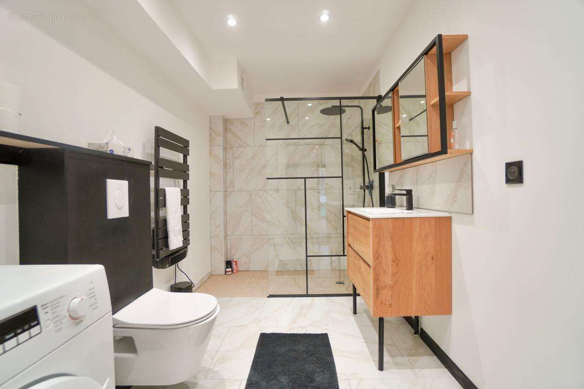 Maison à LAY-SAINT-CHRISTOPHE