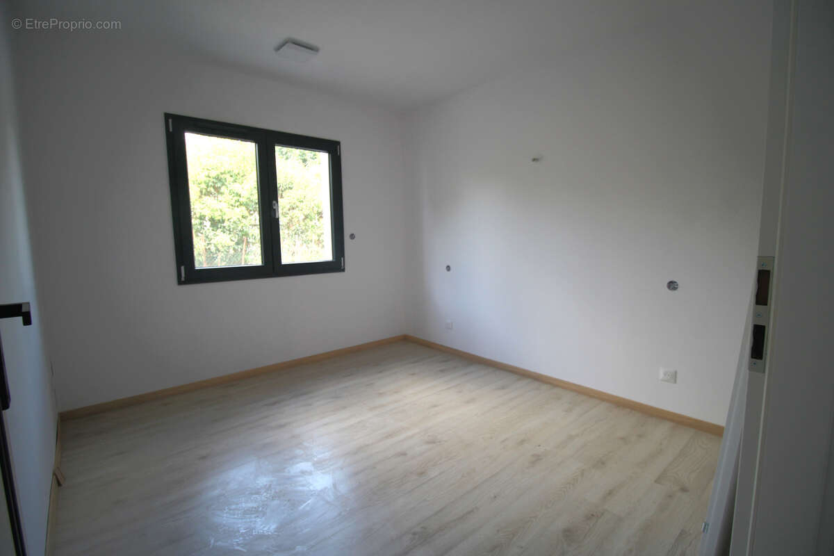 Maison à TOUROUZELLE