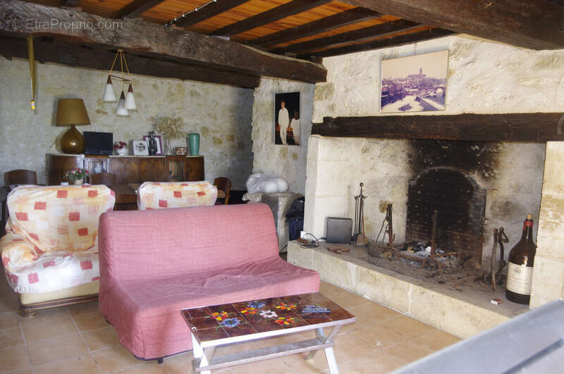 Maison à SAINT-PAUL-DE-BAISE