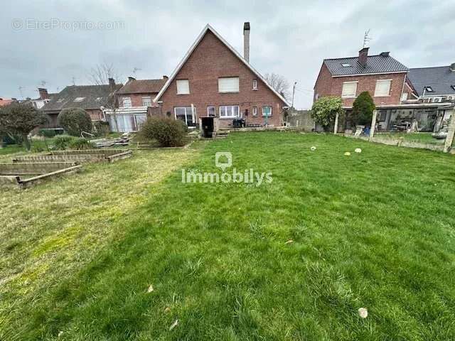 Maison à SIN-LE-NOBLE