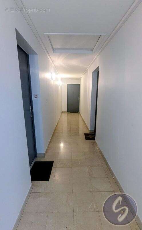 Appartement à SAINTE-LUCE-SUR-LOIRE