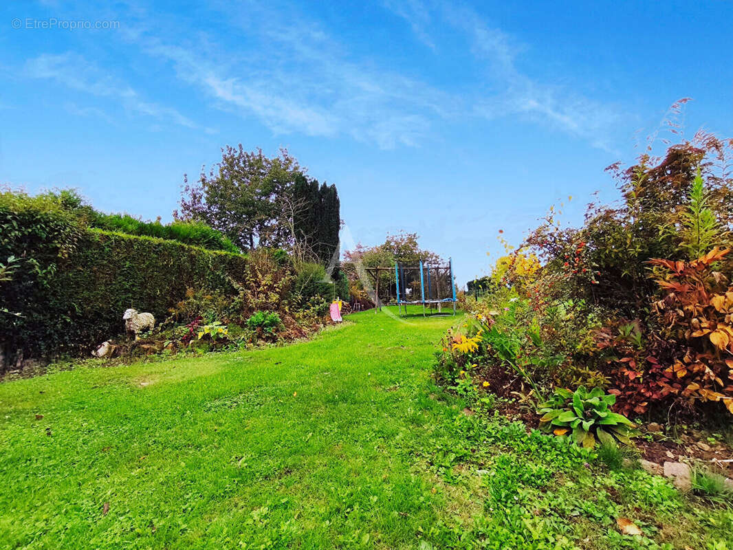 Maison à CAMPHIN-EN-CAREMBAULT