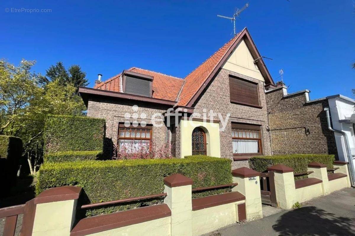 Maison à VIEUX-CONDE