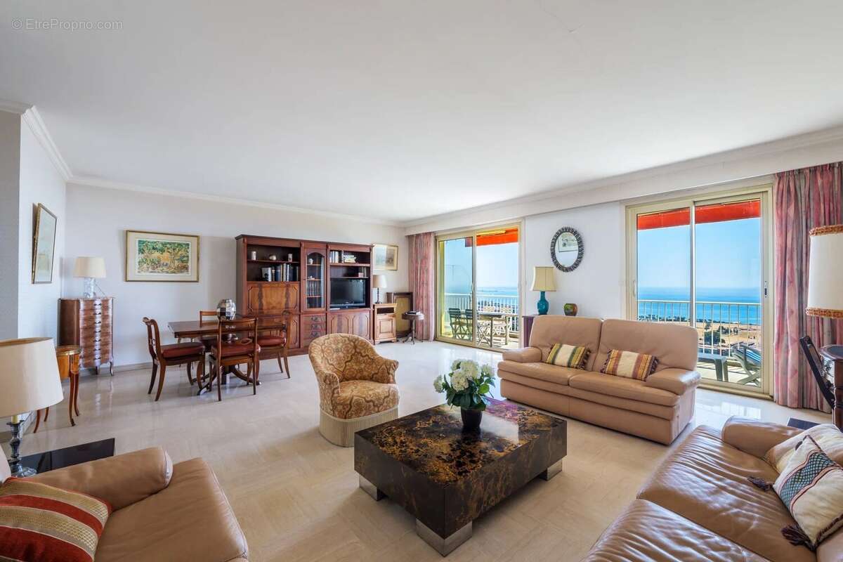 Appartement à CAGNES-SUR-MER